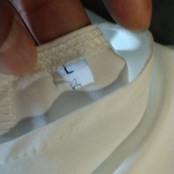 🤍NWT WHITE DRESS W/ GOLD HARDWARE🤍 - Picture 4 of 4